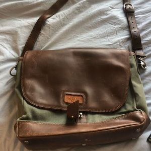 Pad & Quill Messenger Bag Men Olive